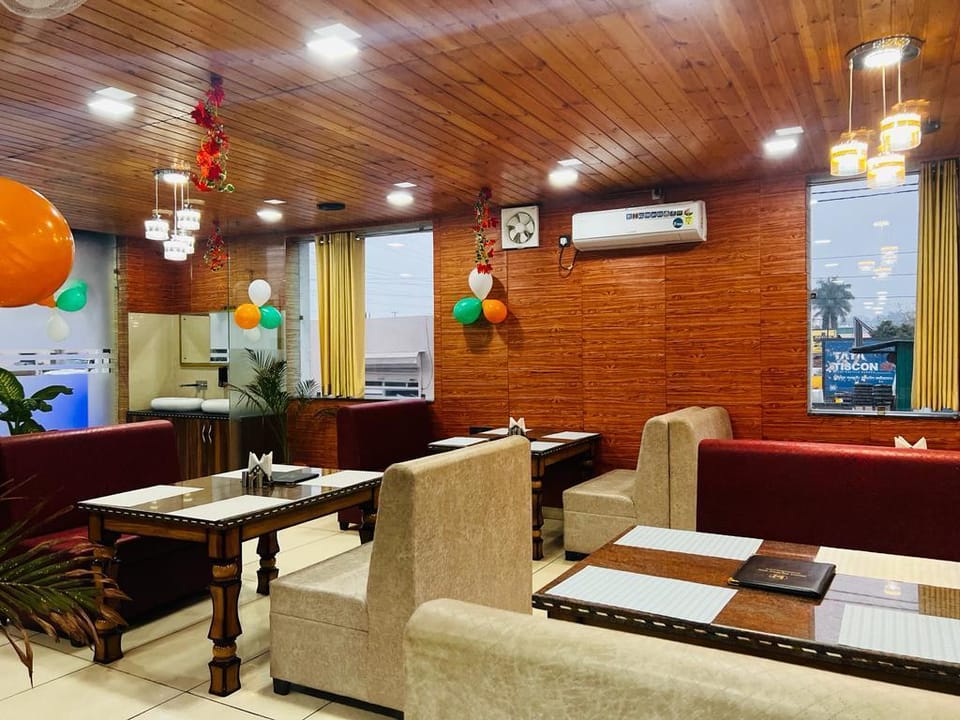 Hotel Hi-Way Inn Hotel in Uttarakhand