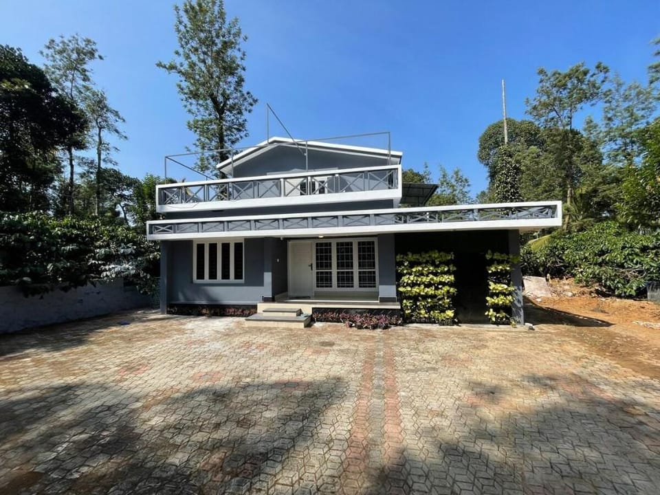 rolling mists premium stay Vacation rental in Kerala