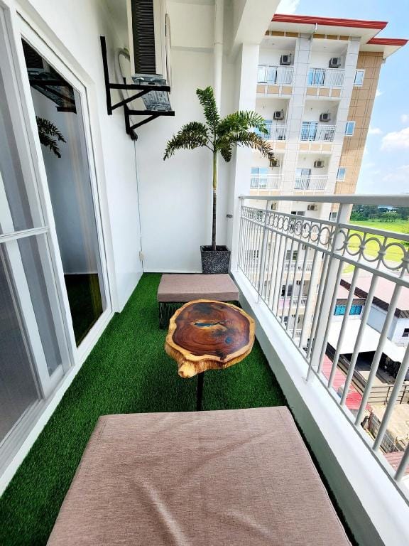 The Luxe Suite at M Stay Clark Apartment in Calabarzon
