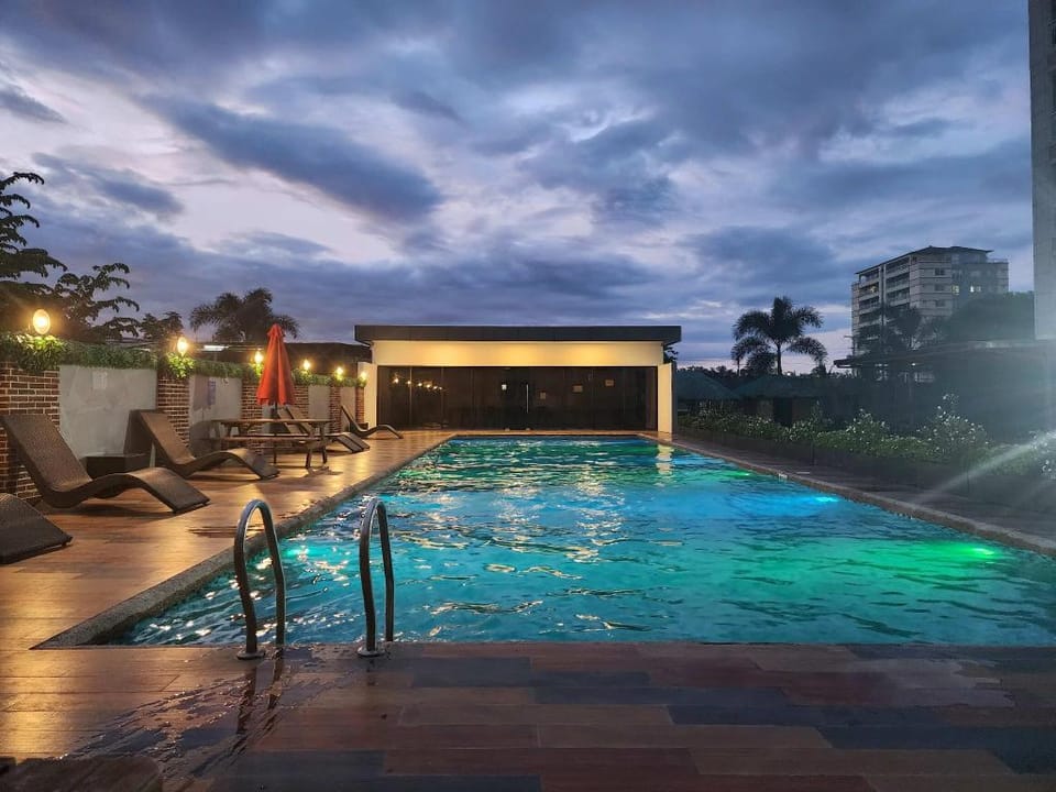 The Luxe Suite at M Stay Clark Apartment in Calabarzon