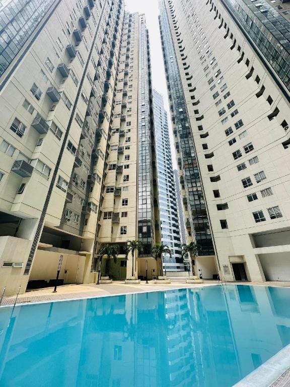 Two Bedroom Loft BGC by Christine Suites PH Apartment in Makati