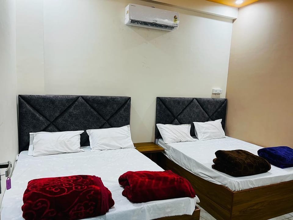 Laxmi Villa Stay Home Apartment in India