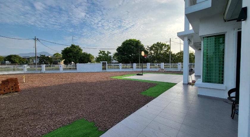 Impiana Lakeview Villa Vacation rental in Johor