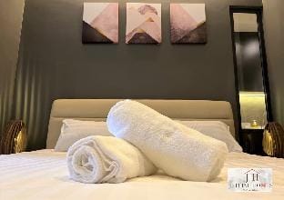 Melaka Raya Imperio Studio Pool View-2pax-WI-Fi? Vacation rental in Malacca
