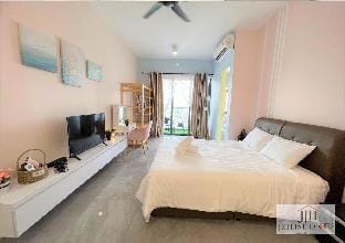 Melaka {Imperio Studio} City-view/2pax/WIFI Vacation rental in Malacca