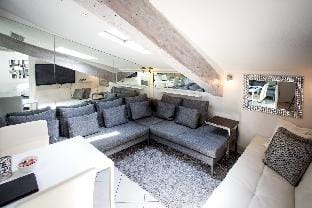 CannesVacationRental by AmericanVacationLIving 1BR Apartment in Cannes