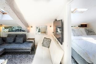 CannesVacationRental by AmericanVacationLIving 1BR Apartment in Cannes