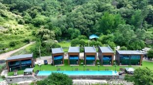 Metaverse Pension Bed and Breakfast in Gyeonggi-do