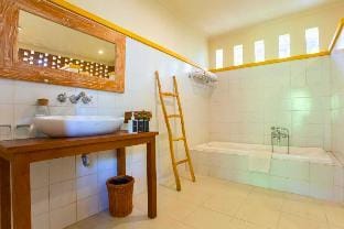 Cozy 2 BR Private Pool Villa ZN119A Villa in Abiansemal
