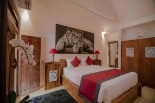 Family Amani 4 BR Private Villa at Seminyak #PS21 Villa in Kuta