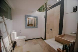 Family Amani 4 BR Private Villa at Seminyak #PS21 Villa in Kuta