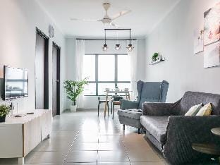 Modern Comfy Apt, Clan Jetties Seaview #budgetstay Vacation rental in George Town
