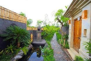 Caraka 3 BR Private Villa DH32 Villa in North Kuta