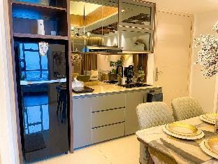The Jewel of La Casa Apartment in Surabaya