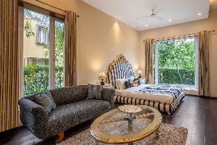 StayVista at Timeless Elegance Villa in Kolkata