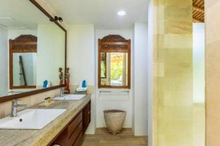 Entire 5 BR Private Pool Villa AN97B Villa in North Kuta