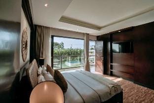 Entire 5 BR Private Pool Villa REV11 Villa in North Kuta