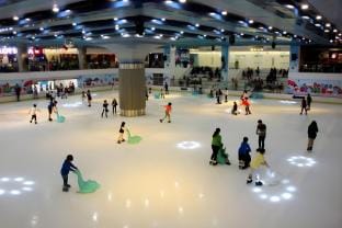 Central Apartments - Vinhomes Central Park, Landmark 81 Area & Ice Skating Rink Apartment in Ho Chi Minh City