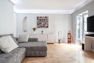 Stay In The Heart Of Paris Apartment in Paris