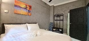 Deluxe Ocean View 1-10Pax, POOL, STEAMBOAT, BBQ Apartment in Port Dickson