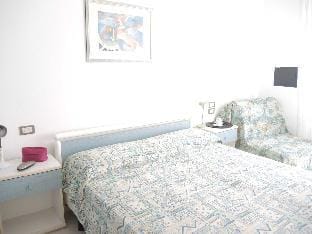 One-Bedroom flat in residence with swimming pool close to Bibione Thermae Apartment in Bibione