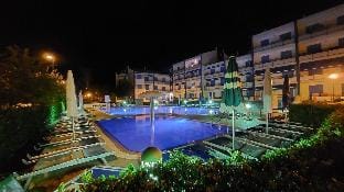 Nice Apartment in Modern Residence with balcony and Swimming Pools Apartment in Veneto