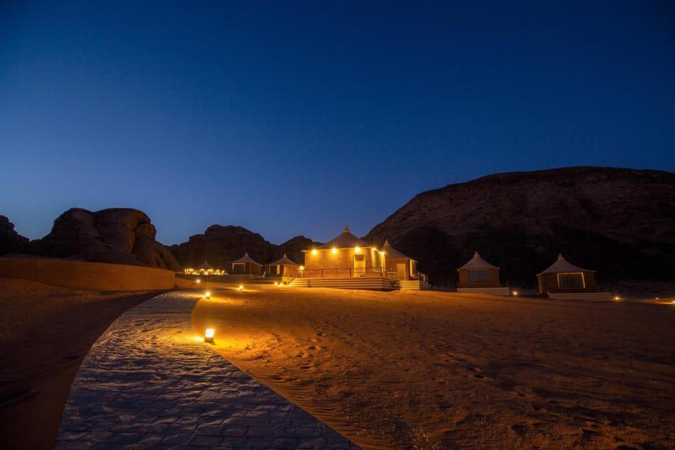 Omsiat Shahrazad Luxury Camp Luxury tent in Africa
