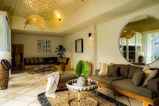 Villa Kota 2BR Deluxe Private Pool Villa Seminyak Villa in North Kuta