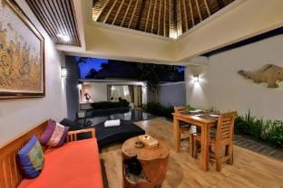 villas 1bdr with wooden floors in Uluwatu Vacation rental in Bali