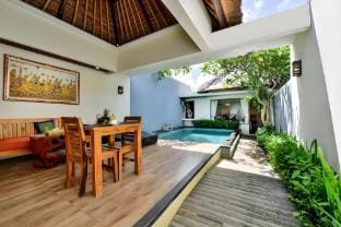 villas 1bdr with wooden floors in Uluwatu Vacation rental in Bali