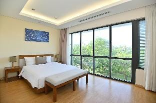 OV, Nice 4 Bedrooms Villas with Private Pool Villa in Hoa Hai
