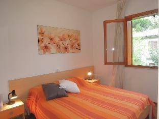 Villa with garden a short walk from the beach of Bibione - By Beahost Rentals Apartment in Bibione