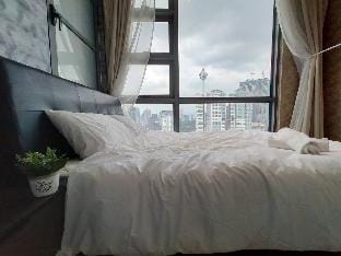 Classy Room3 KLCC View Bukit Bintang 500m MRT Vacation rental in Federal Territory of Kuala Lumpur
