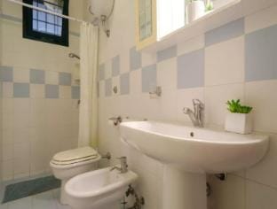Villa With Climate, Wi-Fi and Private Parking Vacation rental in Apulia