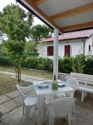 Two-Bedroom Villa with private garden and parking - By Beahost Rentals Apartment in Friuli-Venezia Giulia