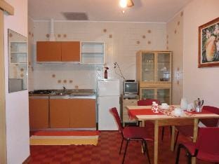 Two-Bedroom villa in a quiet area next to the sea - By Beahost Rentals Apartment in Friuli-Venezia Giulia