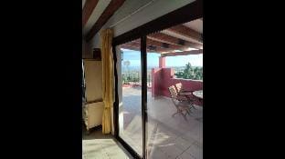 Sunset and oceanview 2 bedroom apartment with shared pool Apartment in Comarca Sur