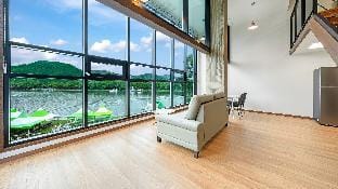 Gapyeong Sungshine Pension Bed and Breakfast in Gyeonggi-do