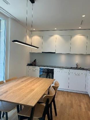 The R Apartment Passwang, KLIMA Balkon, Parking Apartment in Canton of Bern (Region)