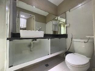 Two Connecting Rooms Near MOA Vacation rental in Pasay