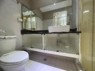 Two Connecting Rooms Near MOA Vacation rental in Pasay