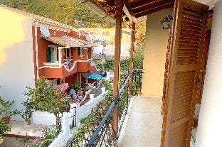 Spiros Apartments on Agios Gordios Beach, Corfu, Greece Apartment in Corfu, Greece
