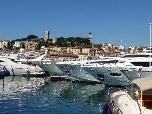 Townhouse in the heart of the suquet - 4 bedrooms Vacation rental in Cannes