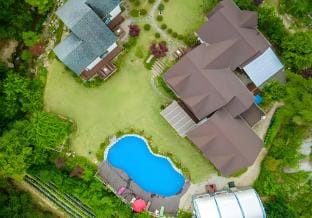 Pyeongchang Cheoeumcheoleom  Pension Bed and Breakfast in South Korea