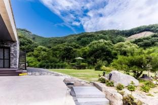 Dongdong House Pension Bed and Breakfast in Gyeonggi-do
