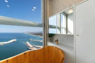 Gangneung The Gangneung Ocean Stay Class6 Bed and Breakfast in South Korea