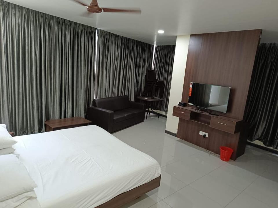 BOOMS RESIDENCY Hotel in Tamil Nadu