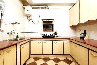 BluO Classic 1BHK - Defence Colony Mkt Apartment in New Delhi