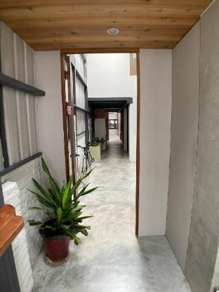 JINGI Shared Bathroom 月租/需詢問日期/近交流道/近尚順廣場 Apartment in Taiwan, Province of China