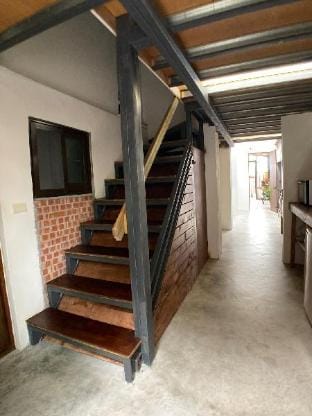 JINGI Shared Bathroom 月租/需詢問日期/近交流道/近尚順廣場 Apartment in Taiwan, Province of China
